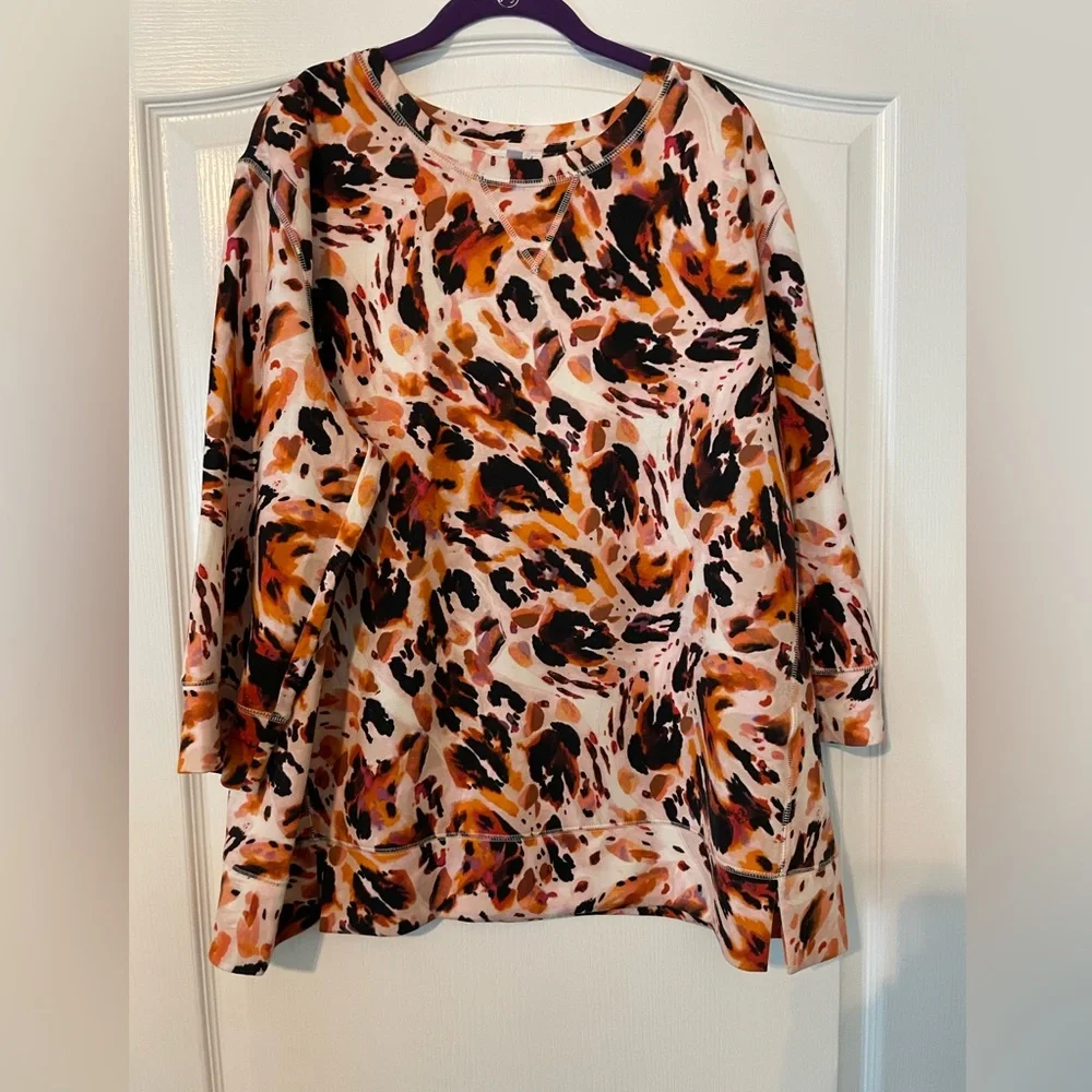 Westbound 3/4 Sleeve Top - Orange and Black Print - Picture 1 of 11
